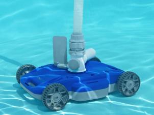 Baseina tīrīšanas robots AquaDrift
