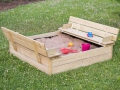 sandbox-with-lid-and-seats-2