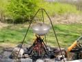 foldable-campfire-tripod-03-2