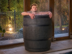 Aukstā ūdens kubls 240 l