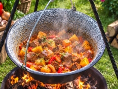 14 l emaljēts katls Gulash