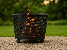 ugunskura-grozs-megan