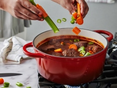 Enameled Cast Iron Pots and Pans