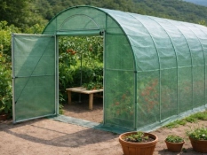 Plēves siltumnīcas