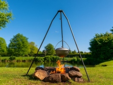 Foldable tripod H-90