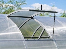 Siltumnīcu ventilācija