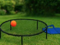Välimäng Spikeball